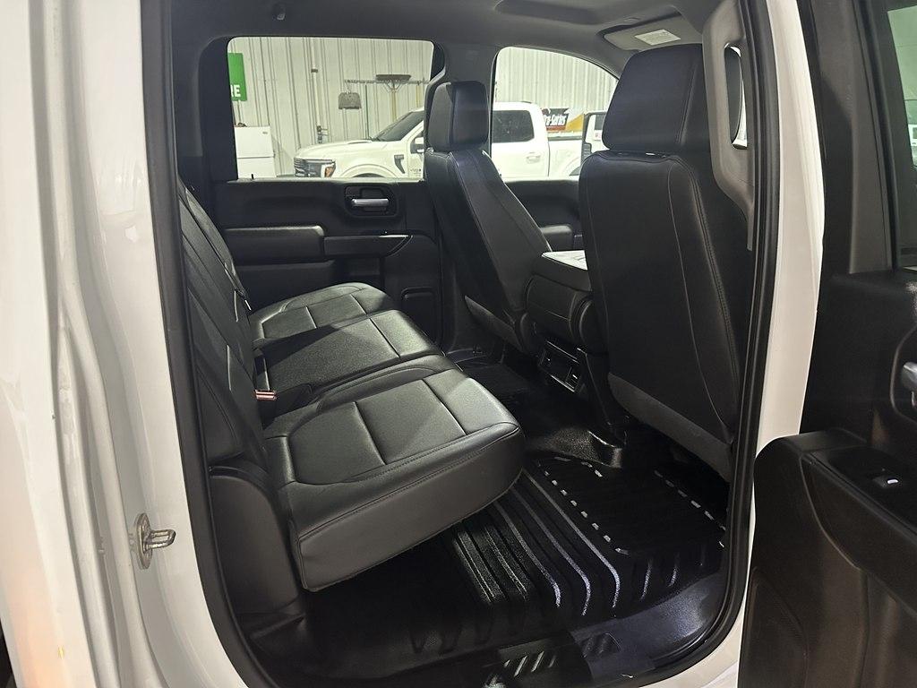 GMC Sierra 3500HD CC 4WD Crew Cab 177" WB, 60" CA 2021