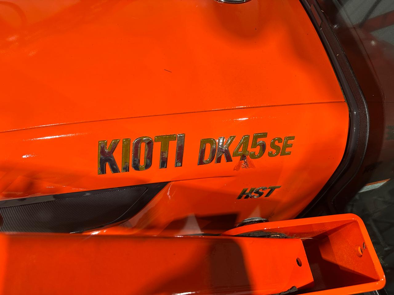 Kioti DK45SE  2014