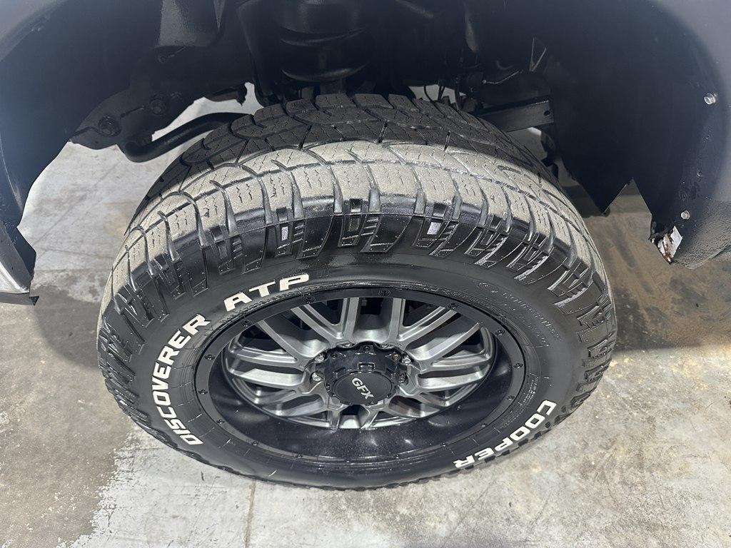 Dodge Ram 2500 4WD Quad Cab 140.5" SLT 2007