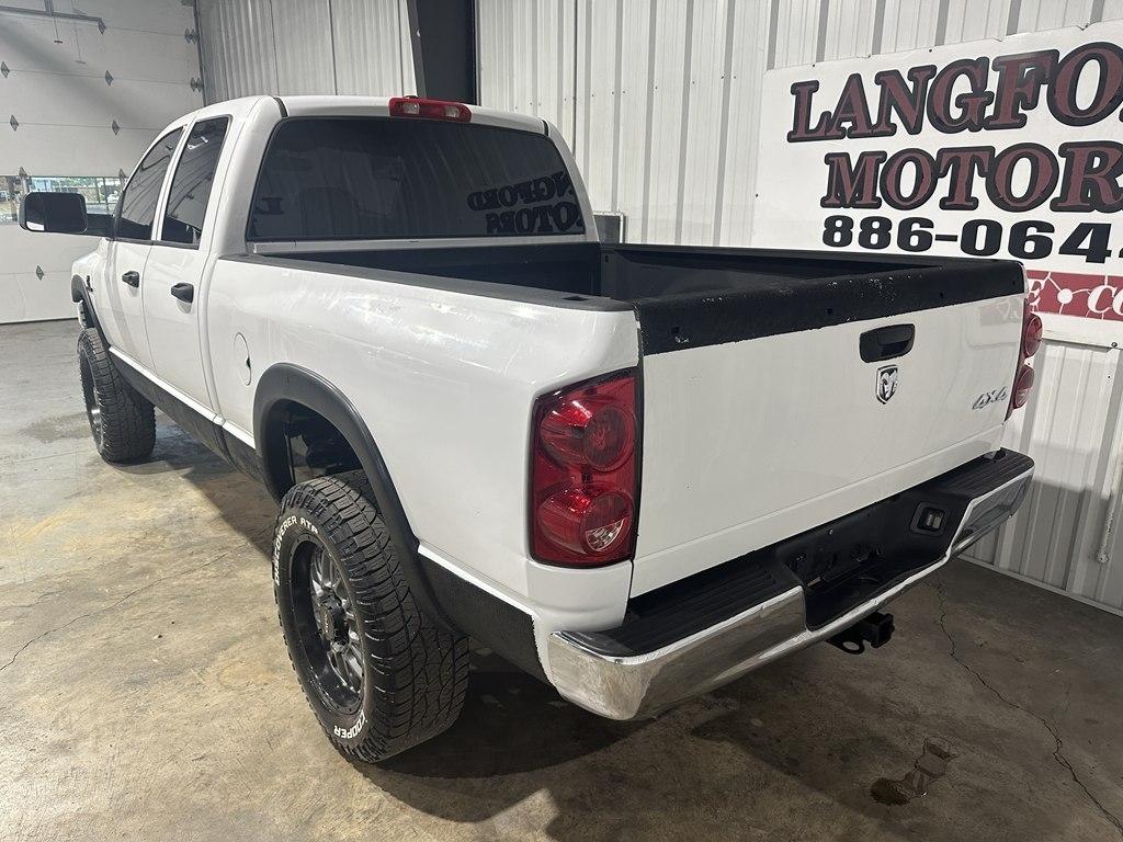 Dodge Ram 2500 4WD Quad Cab 140.5" SLT 2007