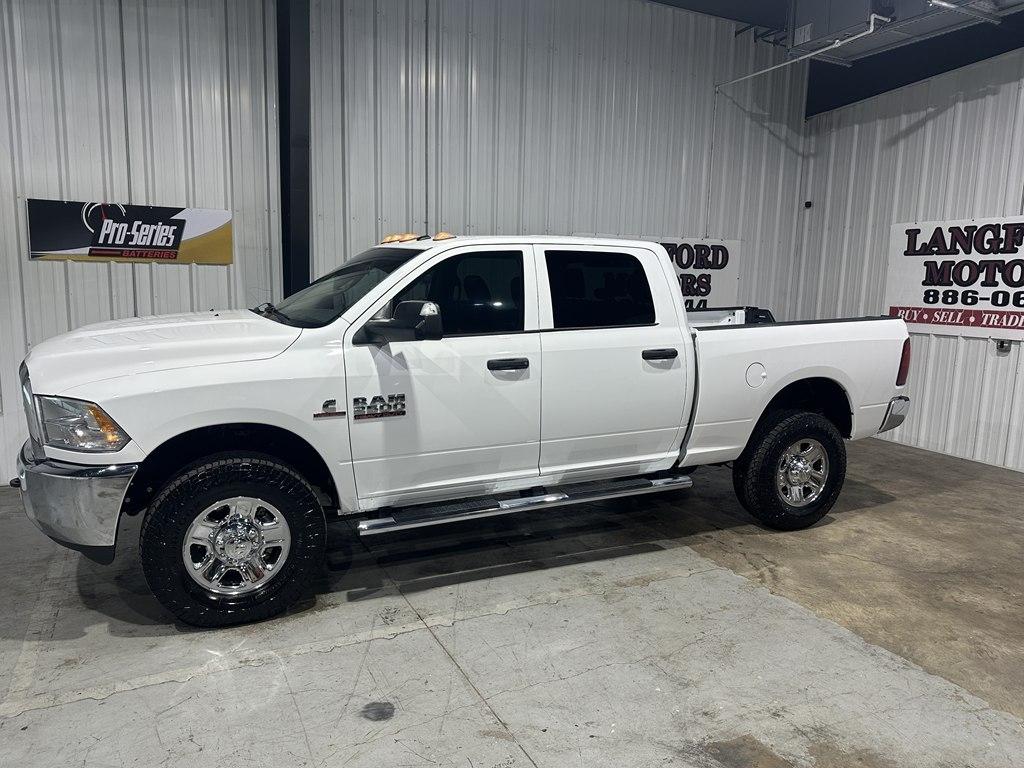 RAM 2500 Tradesman 4x4 Crew Cab 6'4" Box 2018