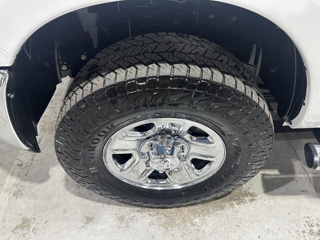 RAM 2500 Tradesman 4x4 Crew Cab 6'4" Box 2018