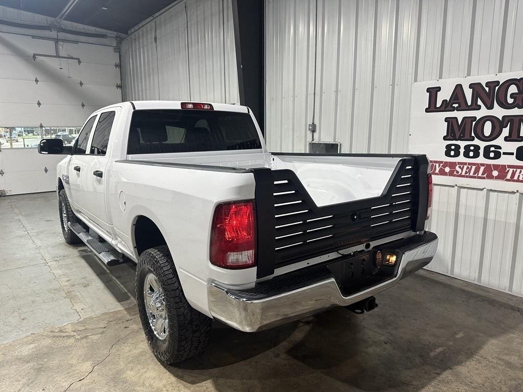 RAM 2500 Tradesman 4x4 Crew Cab 6'4" Box 2018