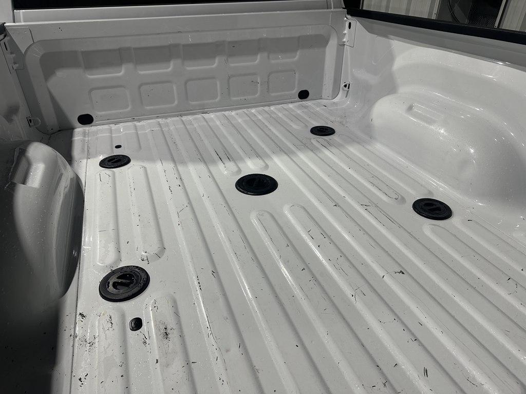 RAM 2500 Tradesman 4x4 Crew Cab 6'4" Box 2018