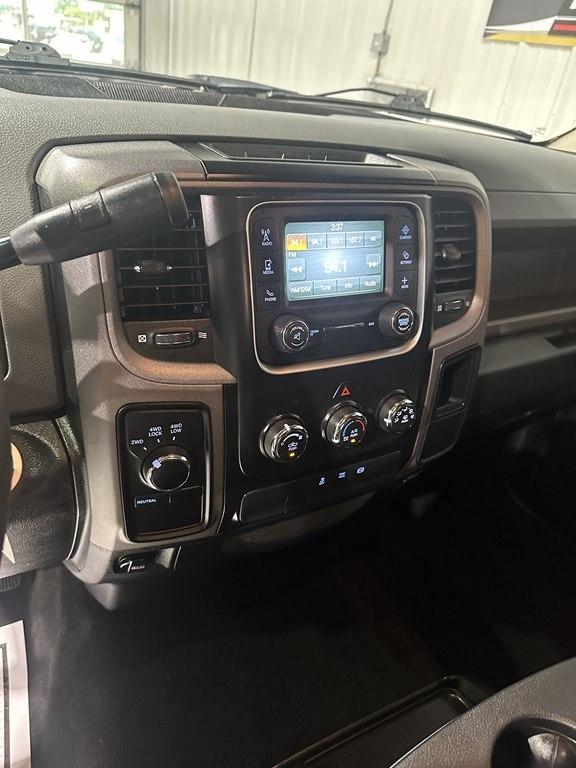 RAM 2500 Tradesman 4x4 Crew Cab 6'4" Box 2018