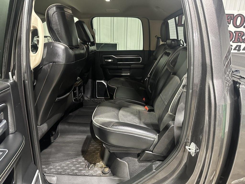 RAM 2500 Laramie 4x4 Crew Cab 6'4" Box 2019