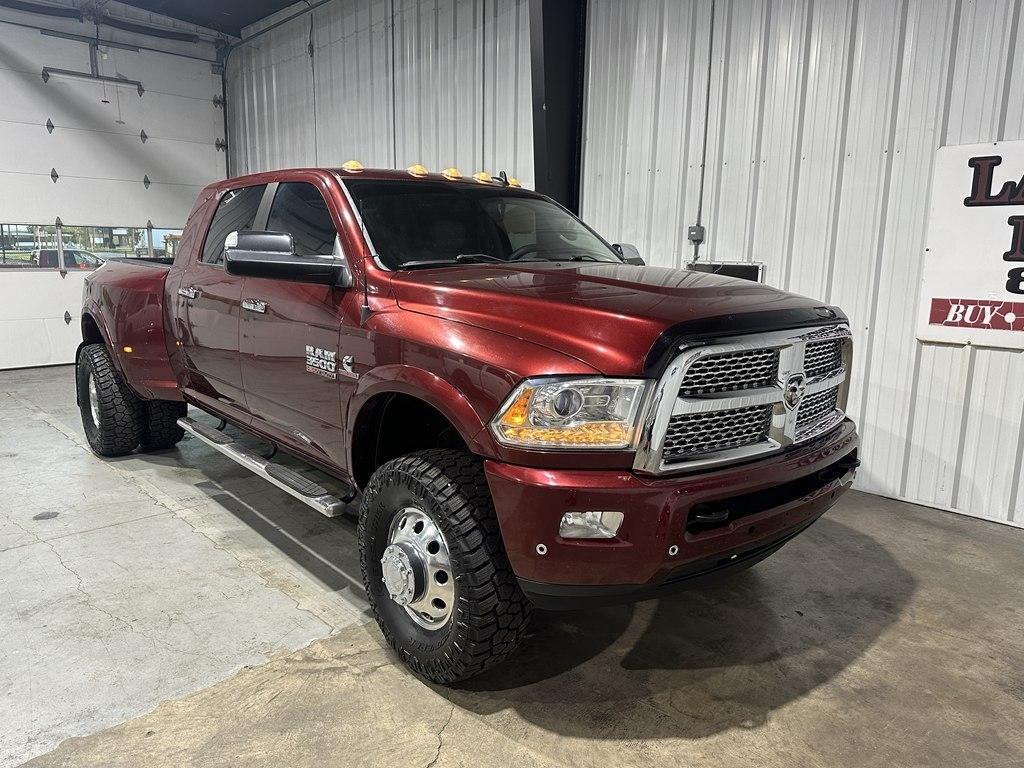 RAM 3500 4WD Mega Cab 160.5" Laramie 2016