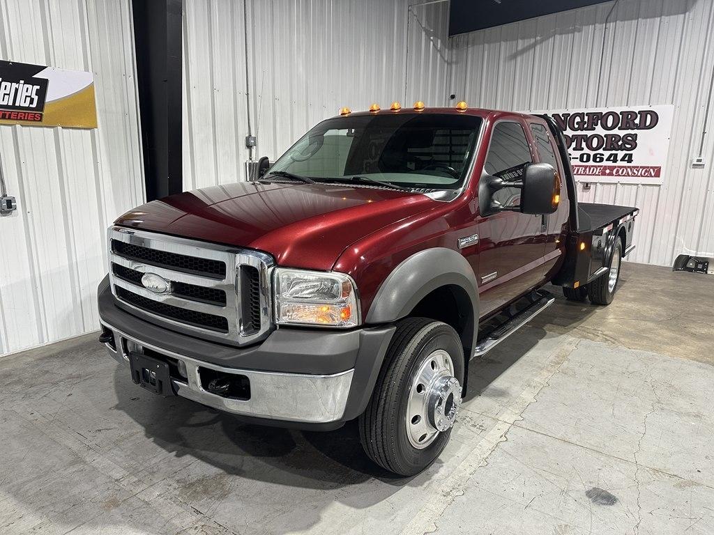 Ford Super Duty F-550 DRW Lariat 4WD SuperCab 168" WB 60" CA 2005