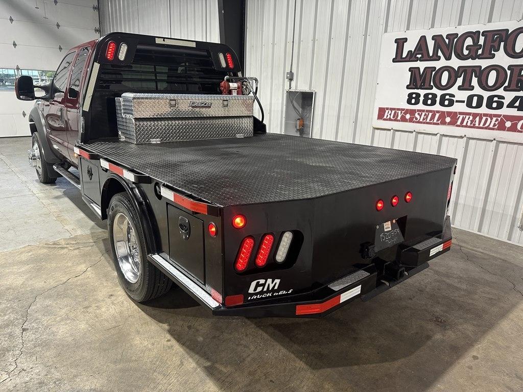 Ford Super Duty F-550 DRW Lariat 4WD SuperCab 168" WB 60" CA 2005