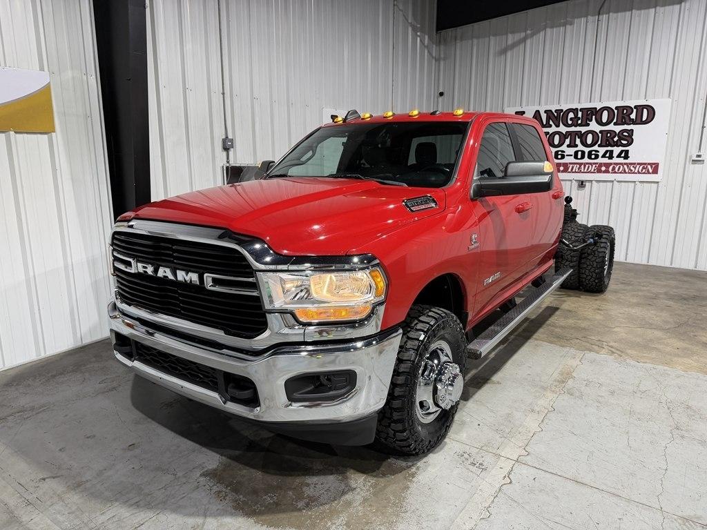 RAM 3500 Big Horn 4x4 Crew Cab 8' Box 2021