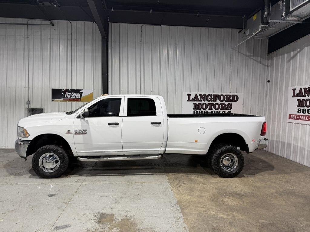 2018 RAM 3500 Tradesman 4x4 Crew Cab 8' Box