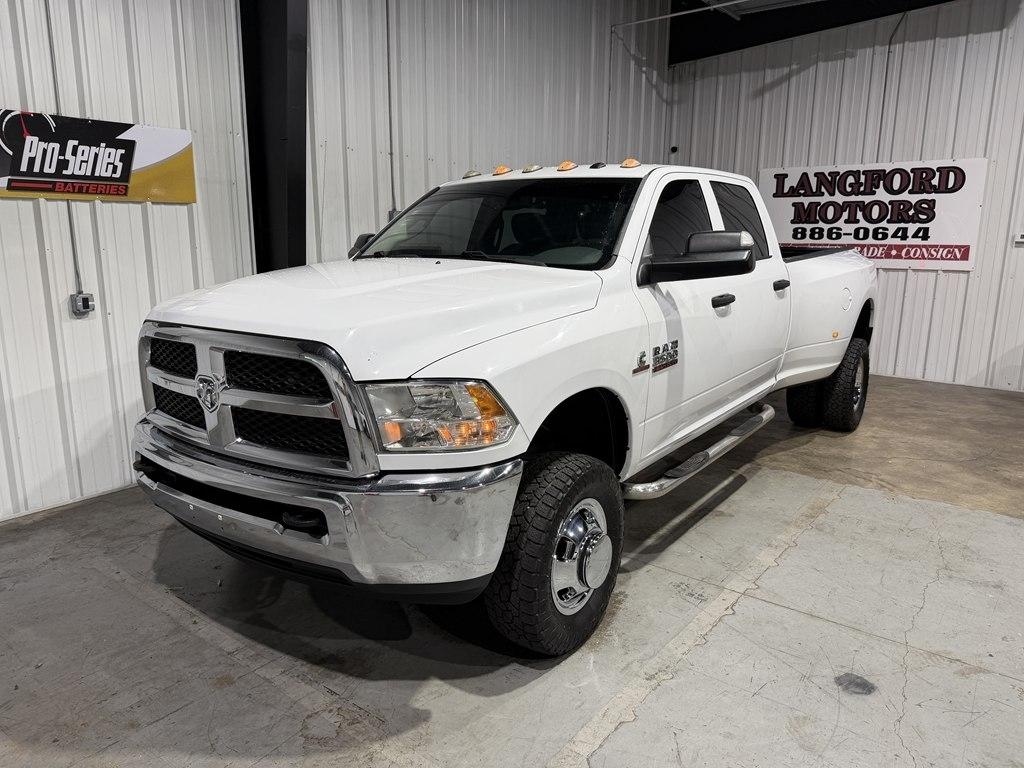 RAM 3500 Tradesman 4x4 Crew Cab 8' Box 2018