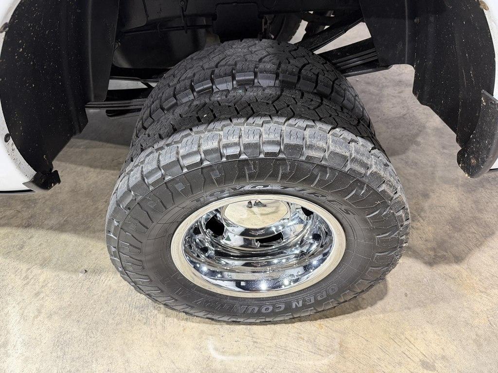RAM 3500 Tradesman 4x4 Crew Cab 8' Box 2018