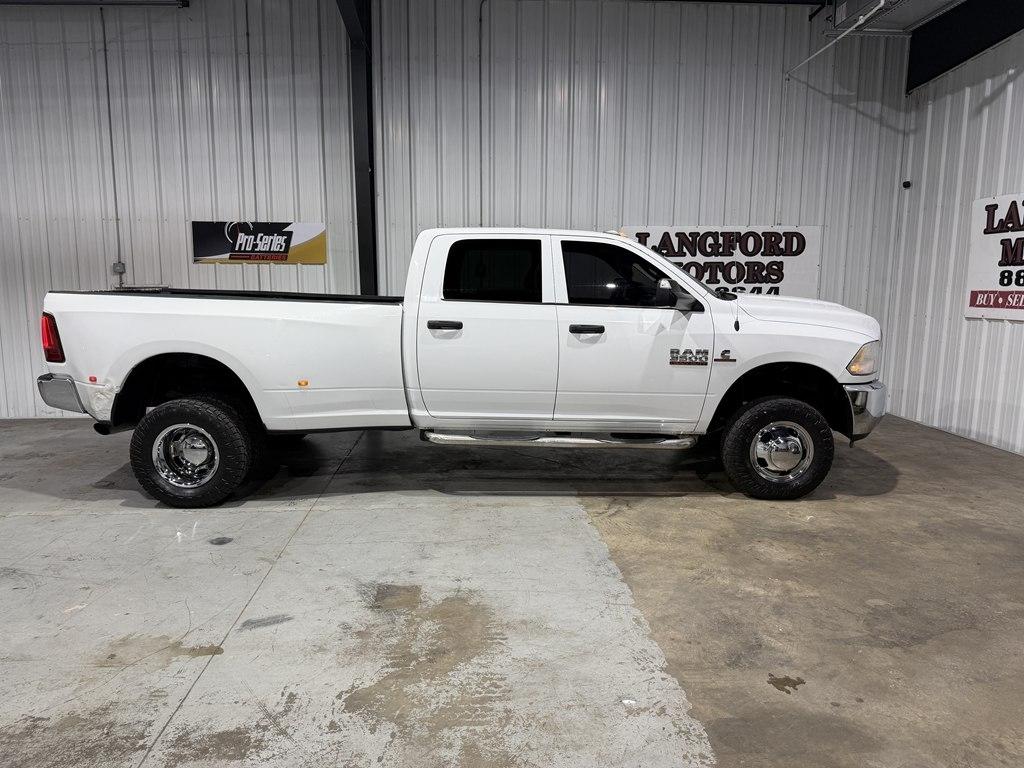 RAM 3500 Tradesman 4x4 Crew Cab 8' Box 2018