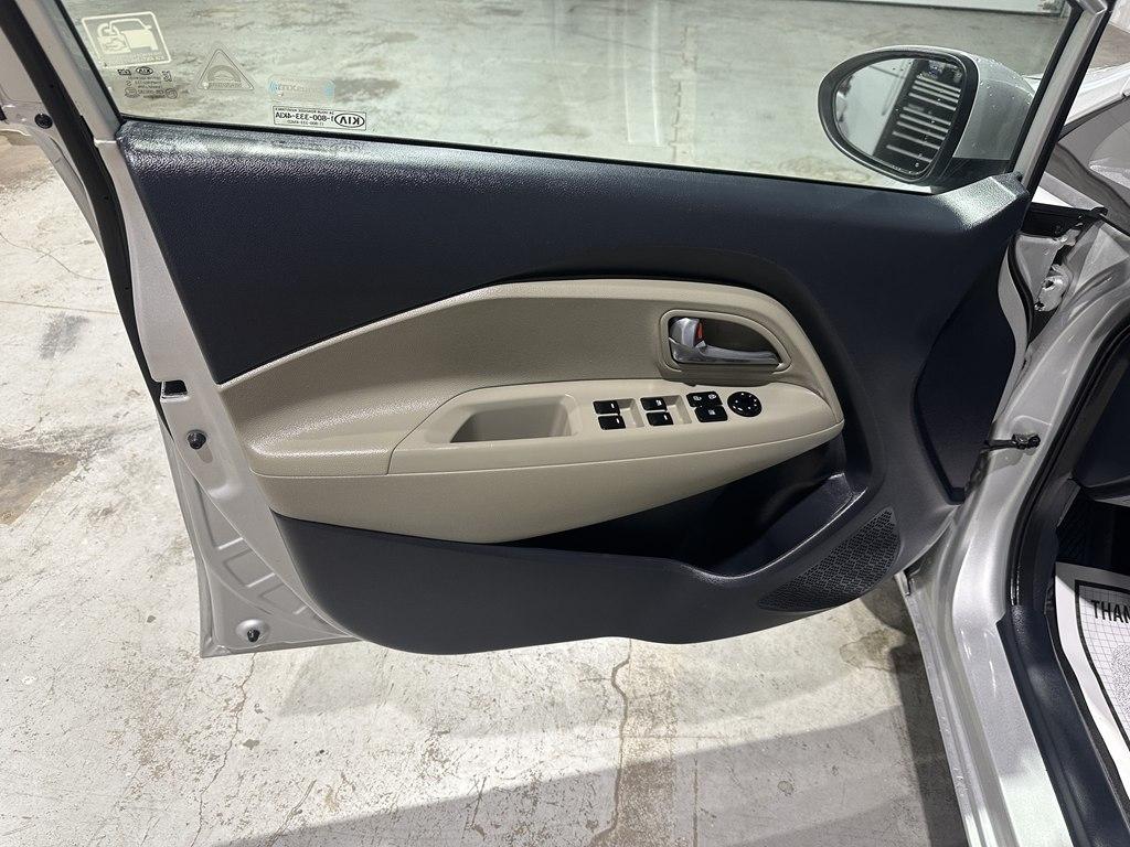 Kia Rio 4dr Sdn Auto LX 2016