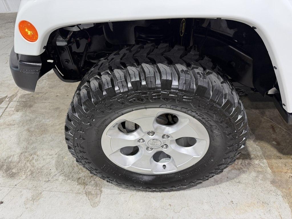 Jeep Wrangler 4WD 2dr Freedom Edition *Ltd Avail* 2015