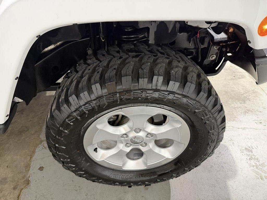 Jeep Wrangler 4WD 2dr Freedom Edition *Ltd Avail* 2015