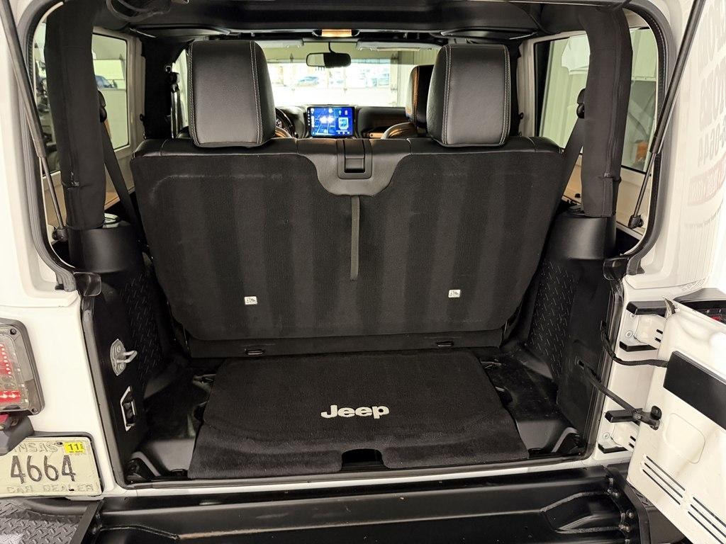 Jeep Wrangler 4WD 2dr Freedom Edition *Ltd Avail* 2015