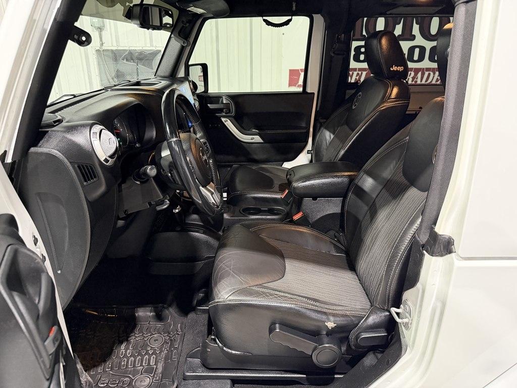 Jeep Wrangler 4WD 2dr Freedom Edition *Ltd Avail* 2015