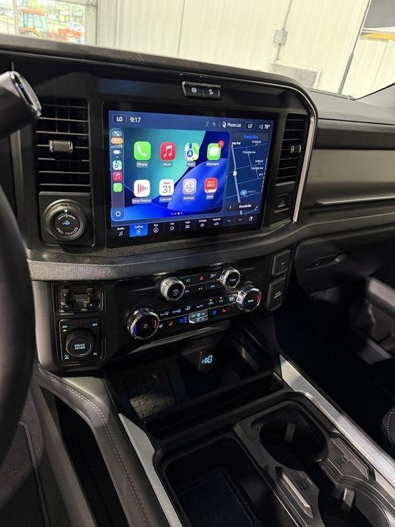 2026 Ford F-250 Super Duty Platinum - Photo 17