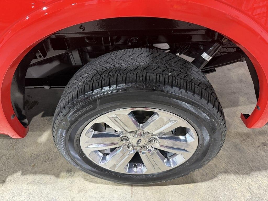Ford F-150 photo 4
