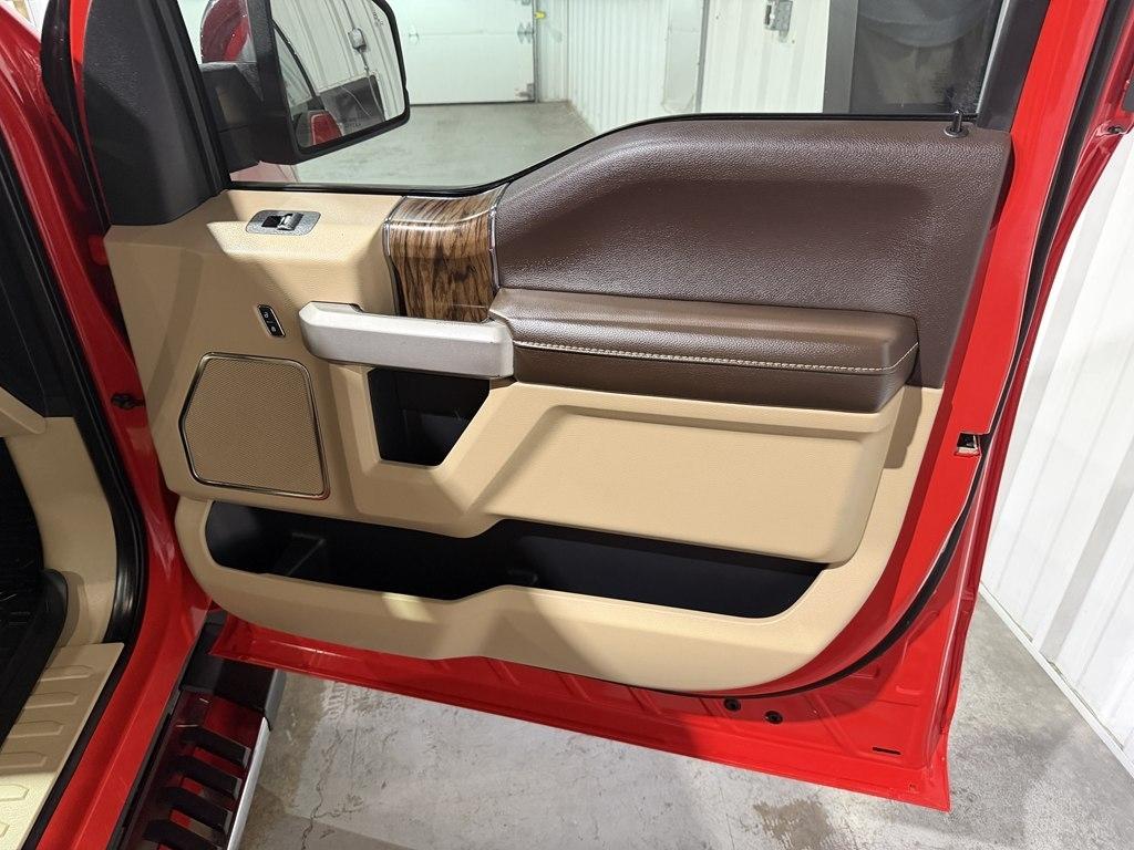 Ford F-150 photo 11