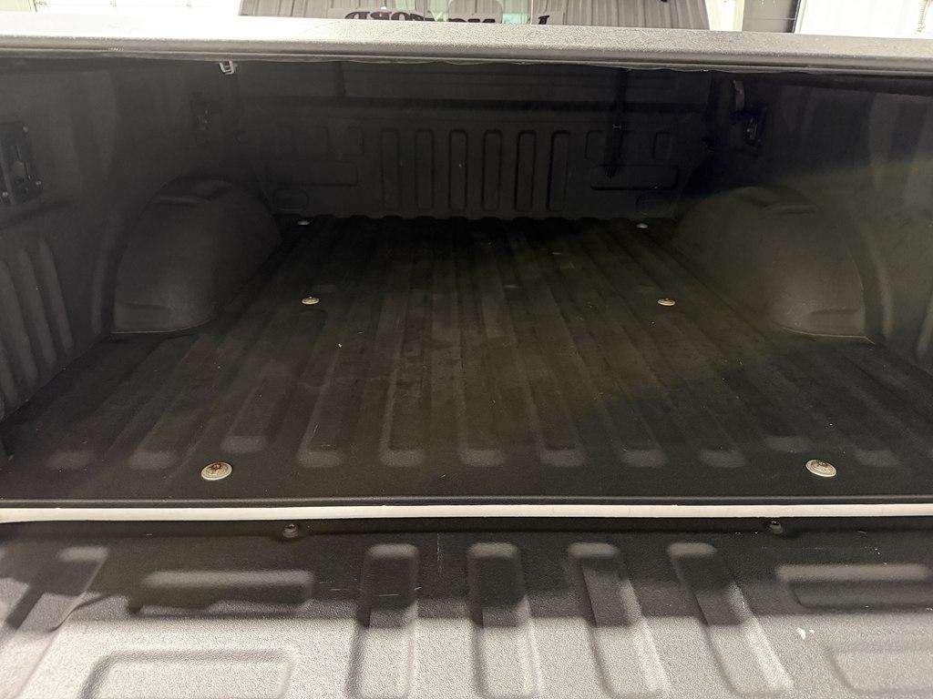 Ford F-150 photo 6