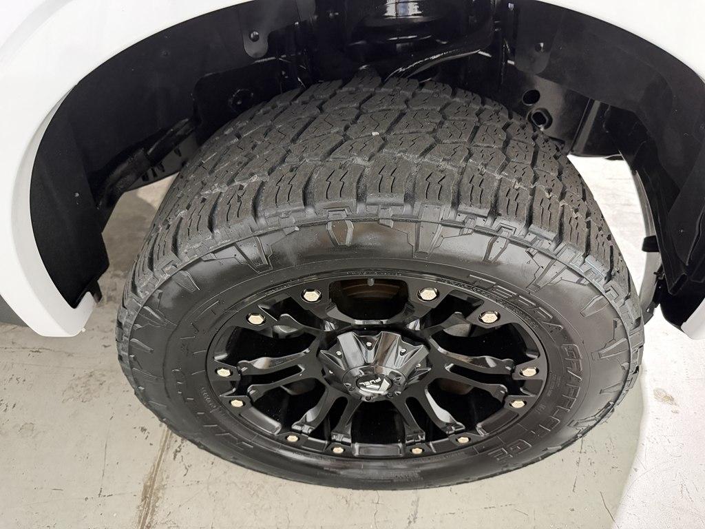 Ford F-150 photo 8