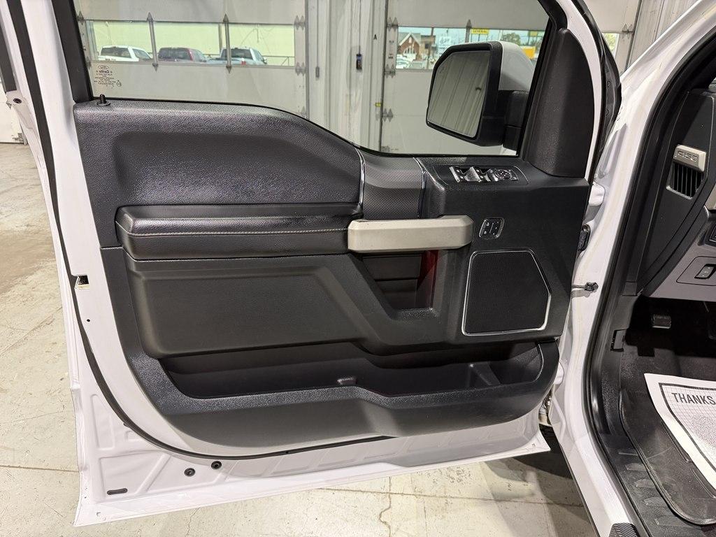 Ford F-150 photo 14
