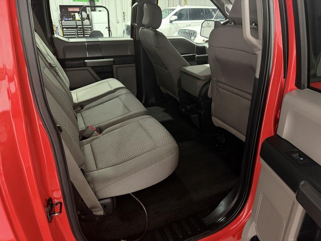 Ford F-150 photo 9