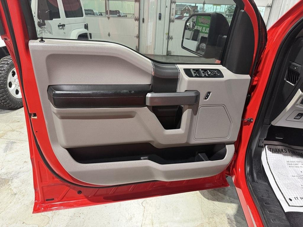 Ford F-150 photo 14