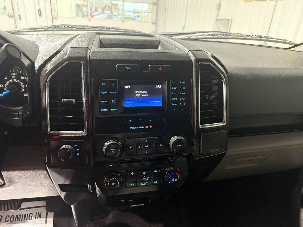 Ford F-150 photo 17