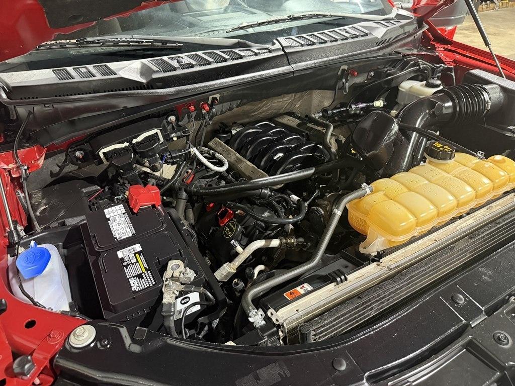 Ford F-150 photo 18