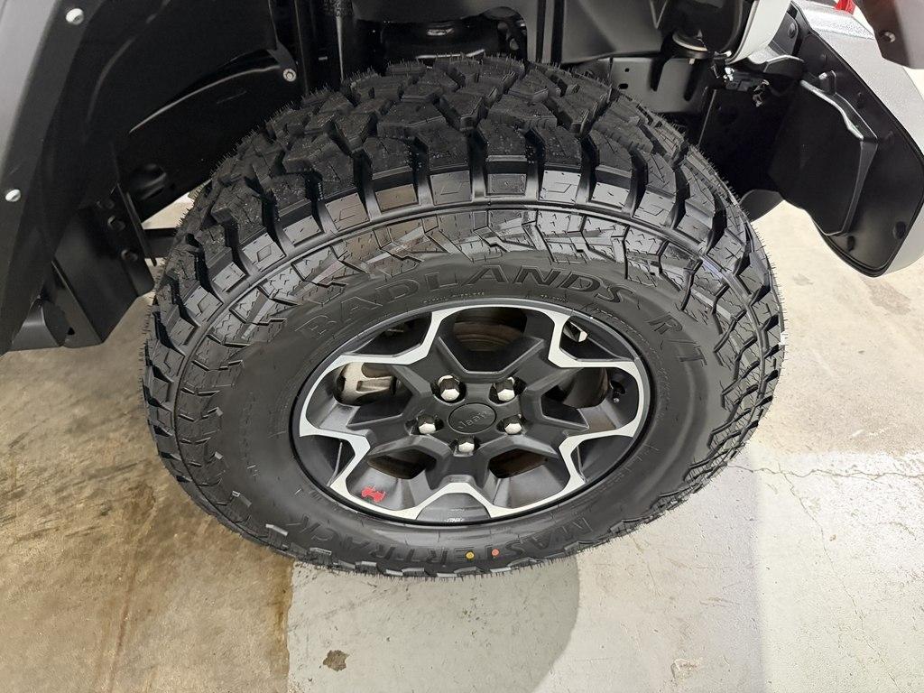 Jeep Wrangler photo 8