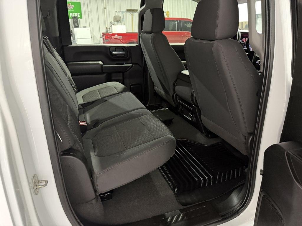 Chevrolet Silverado photo 7