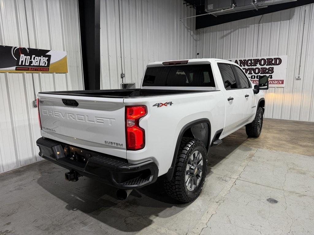 Chevrolet Silverado photo 19