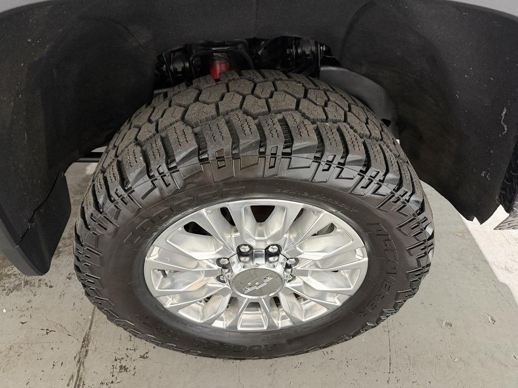 Chevrolet Silverado HD photo 7