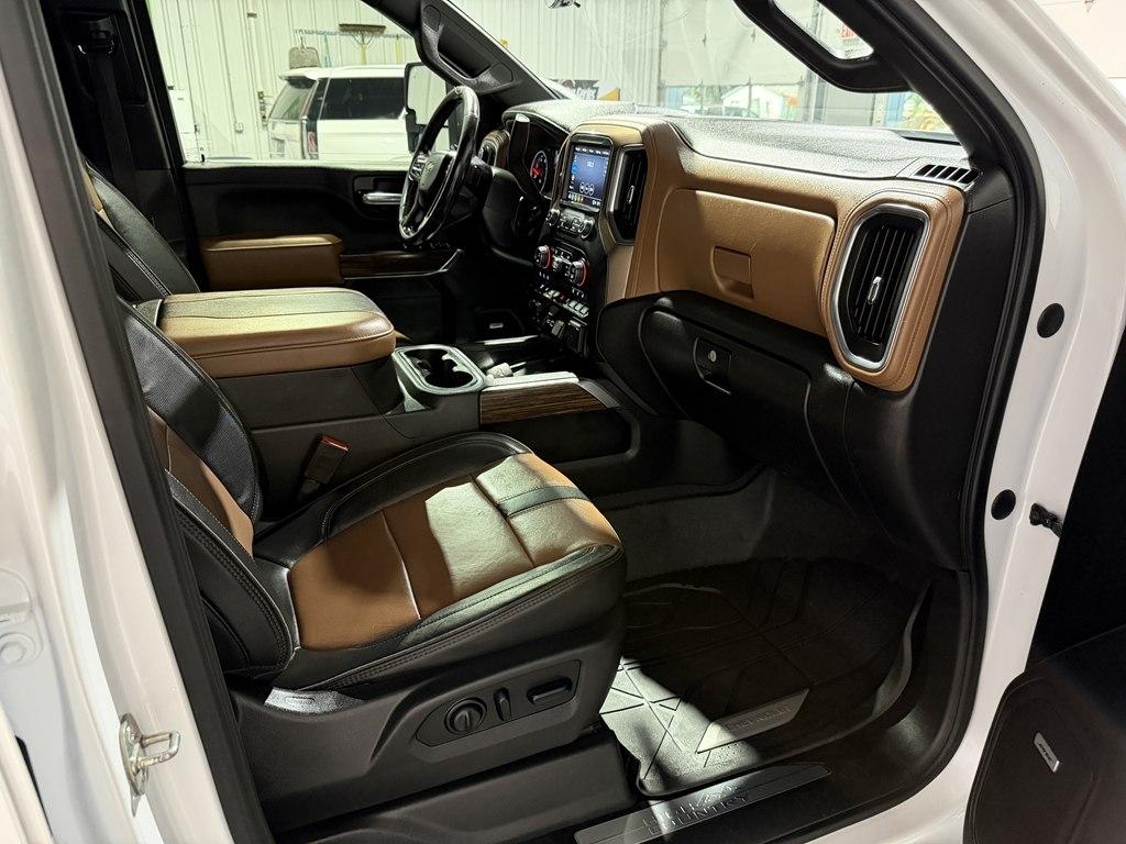 Chevrolet Silverado HD photo 9
