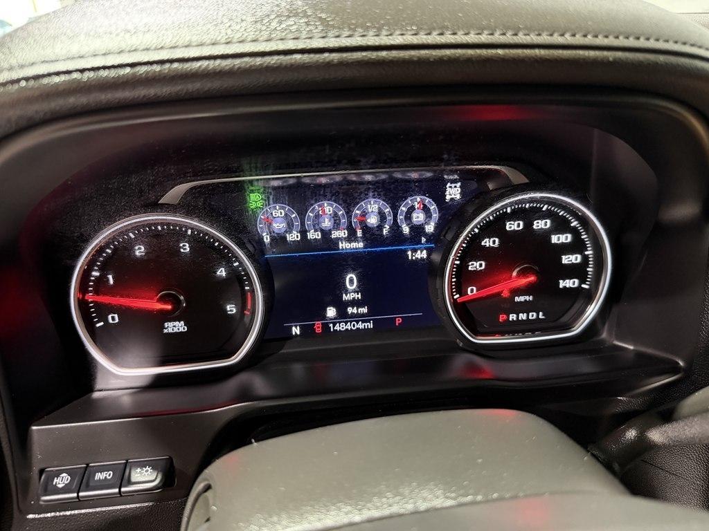 Chevrolet Silverado HD photo 15