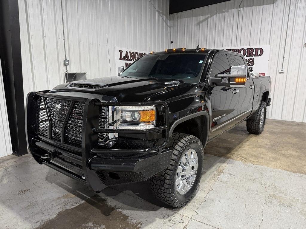 GMC Sierra HD photo 2