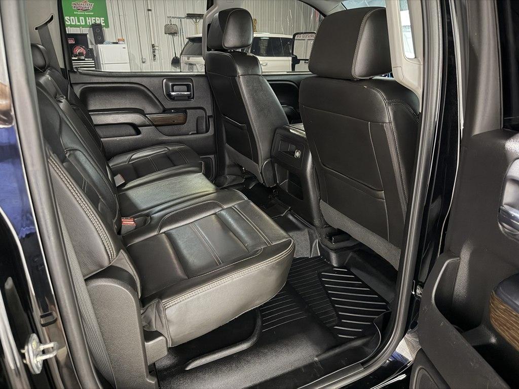 GMC Sierra HD photo 9