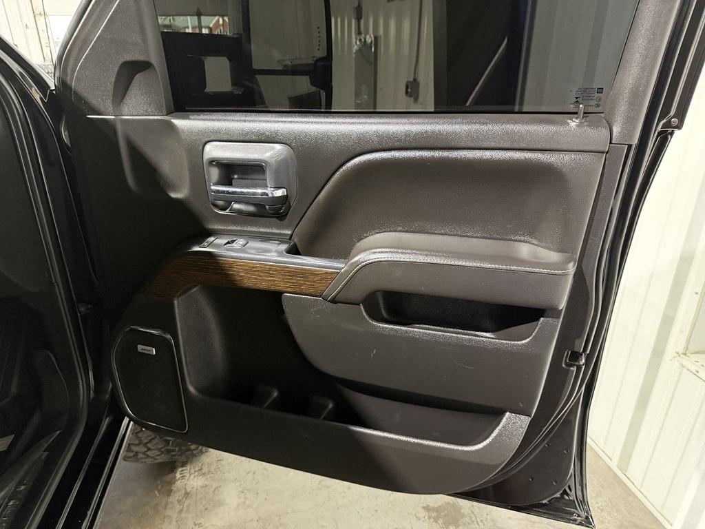 GMC Sierra HD photo 11