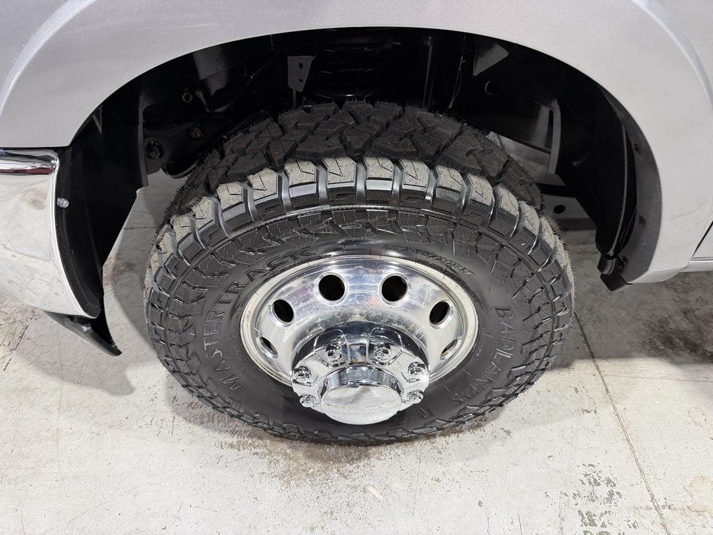RAM 3500 Chassis Cab Laramie 4WD Crew Cab 60" CA 172.4" WB 2022
