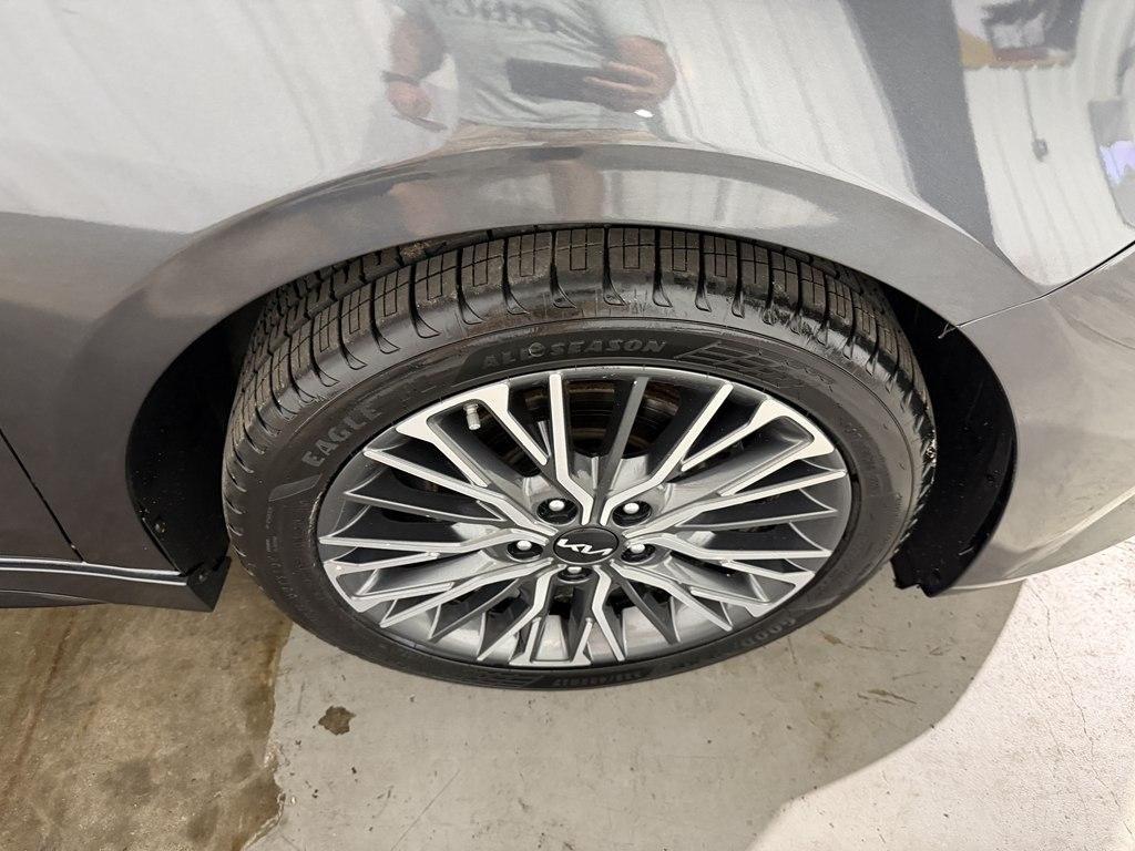 Kia Forte photo 7
