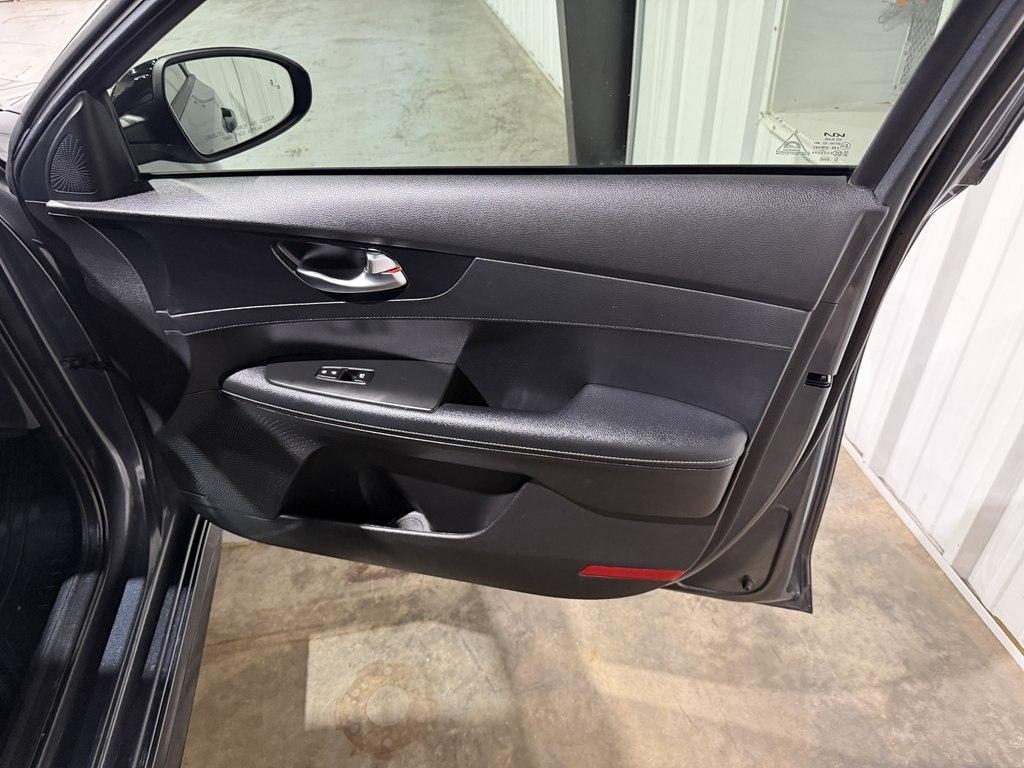 Kia Forte photo 10