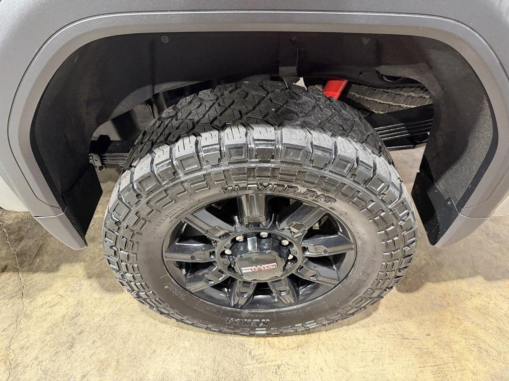 GMC Sierra 2500HD 4WD Crew Cab 159" AT4 2024