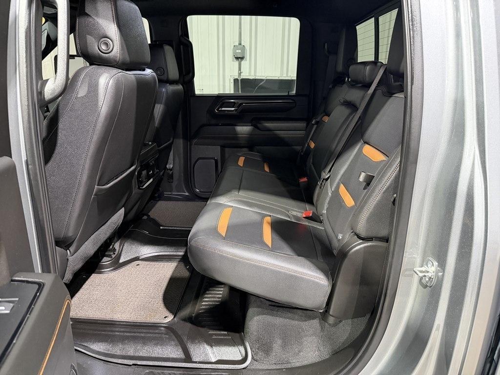 GMC Sierra 2500HD 4WD Crew Cab 159" AT4 2024