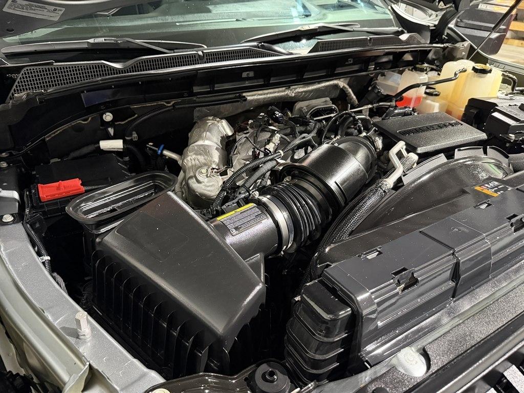 GMC Sierra 2500HD 4WD Crew Cab 159" AT4 2024