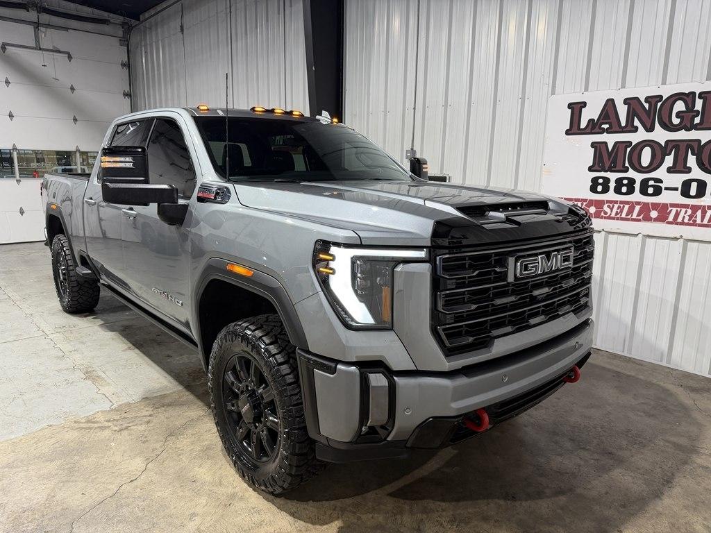 GMC Sierra 2500HD 4WD Crew Cab 159" AT4 2024