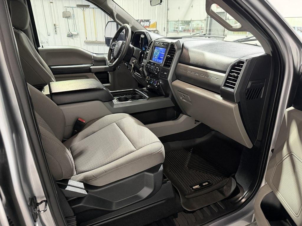 Ford F-350 photo 10